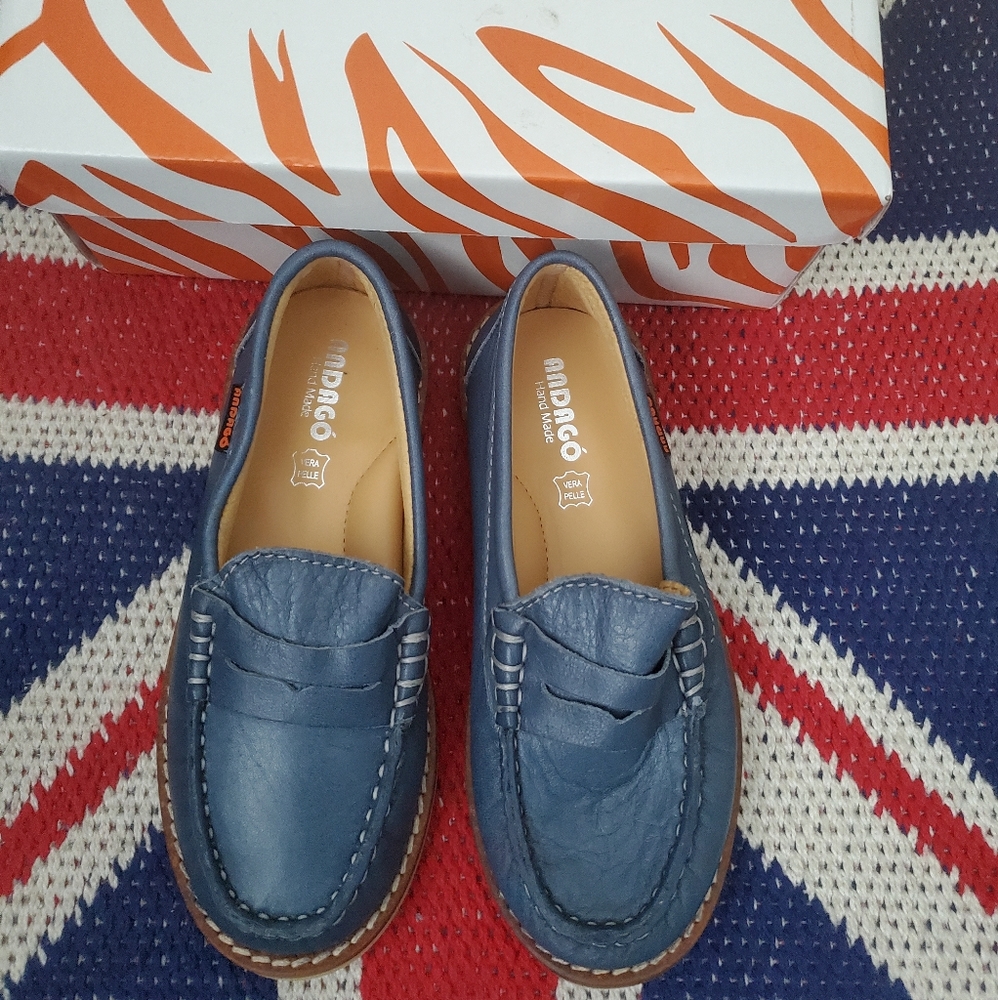 Andagò Blue leather loafers - size 27 (10-10.5)